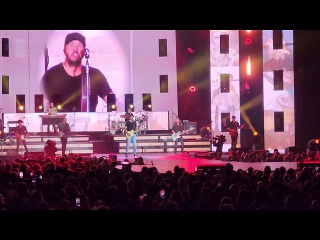 Luke Bryan - full show 10-13-2023 Green Bay