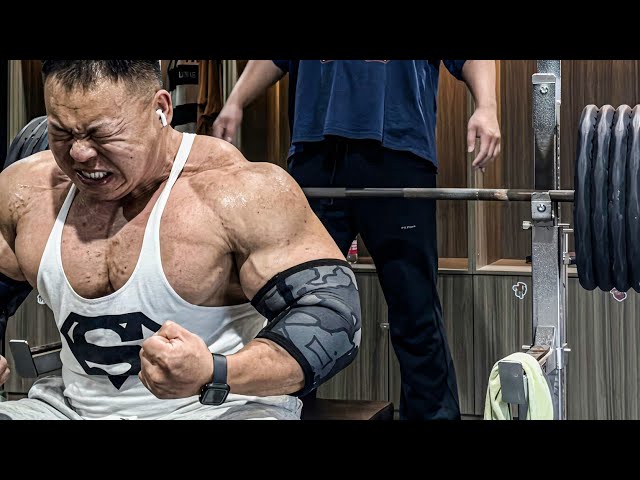 STRONGEST Chinese Bodybuilder Is Back!