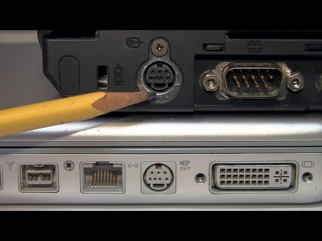 That weird (S➙) port on 2000s laptops