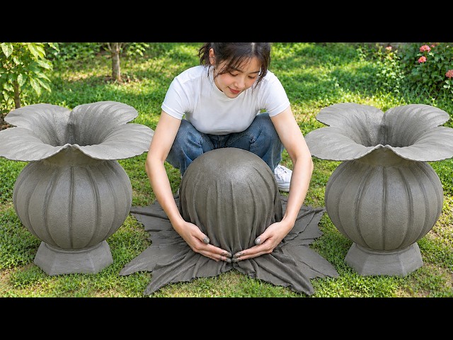 Extremely creative and simple designs for your garden using old fabric scraps.