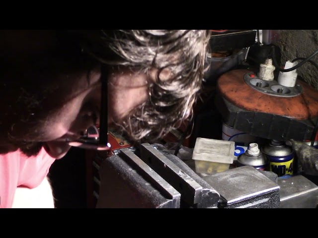 Replacing bearings on a Comex gearbox