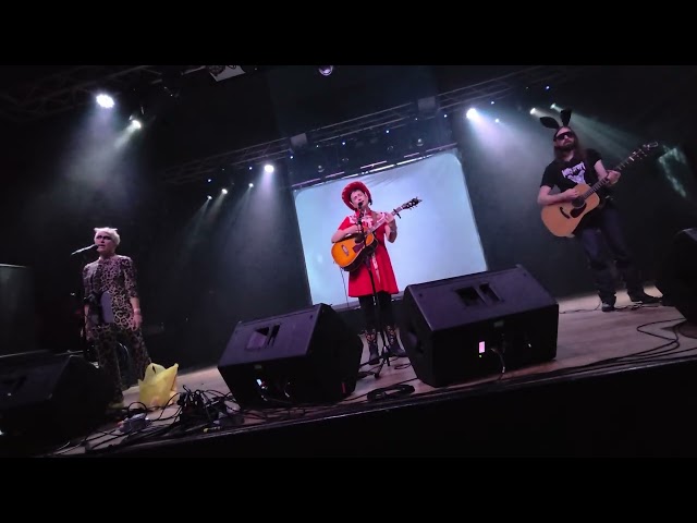 Androgynous - Kitty Craft (Live at the Masquerade)