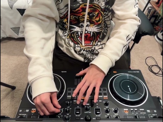 DJ NOVA — Hypnotic Techno to Minimal Deep Tech | Live DJ Set 2026 !!!