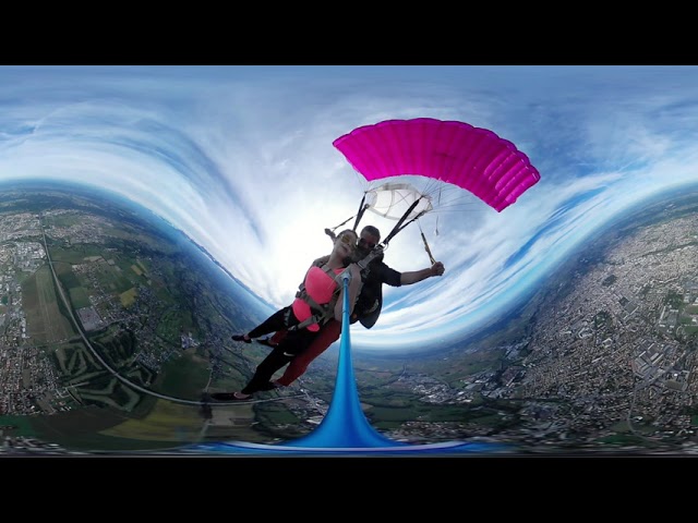 La vidéo 360° de Mégane by YEPYEP falling people