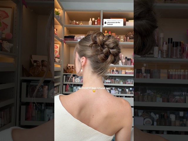 THE bun tutorial !!!! ⭐️💗💆🏼‍♀️ *SO EASY!!* #hairinspo #hairtutorial #trending