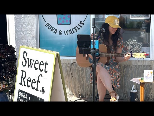 Singer-songwriter set — Jamie Pennelly