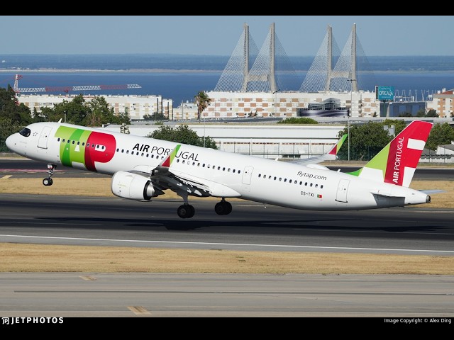 AIRBUS | A321 (NEO) | CS-TXI | TAP1033 | Barcelona to Lisbon