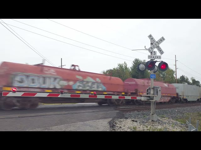 *New Gate Lights* NS 4486 Leads Solo on Manifest East | Ayers Rd. Railroad Crossing, Millbury, OH