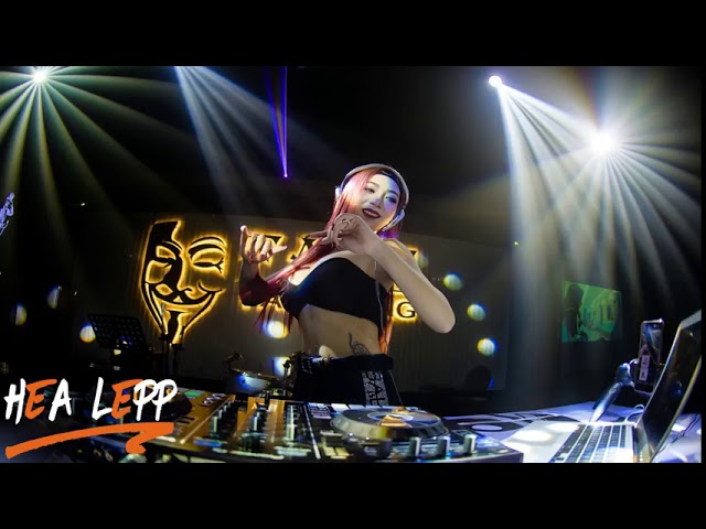 Hacker ft Paradox Roth + Low ft Smoke Machine Roth + Tu Es Foutu ft Super Bomb Roth