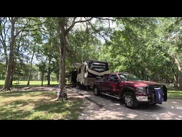 ⛺🚐 Walking the RV Loop at Palmetto State Park | Campground Tour