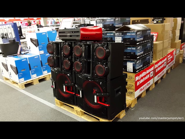 LG CM9940 playing at MAX VOLUME (2x15" Subwoofers)