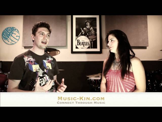 Music-Kin Spotlight - Singer-Songwriter Kat Parsons