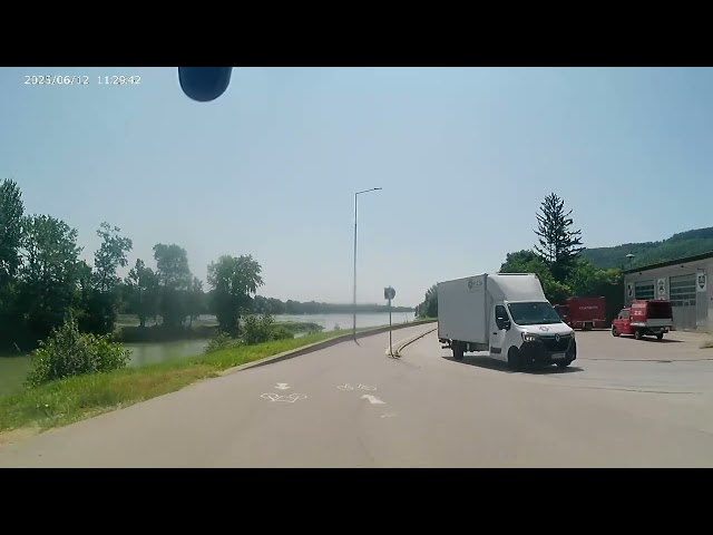 Boring bicycle commute - 20250612 #1