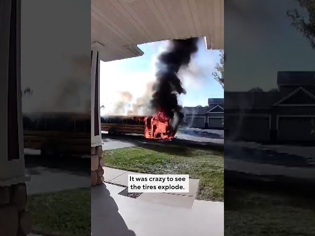Mom spots school bus fire, helps with "frantic" evactuation #shorts
