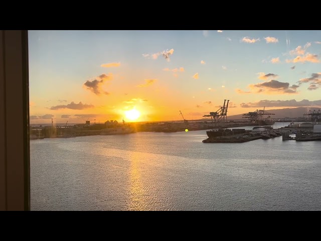 Cruise sites watching sunset North Pacific Ocean #usa 