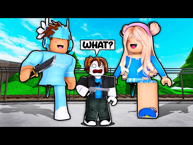 Trolling In MM2 Using The BIGGEST AVATARS…