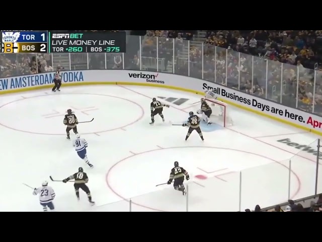 This is WHY Mitch Marner and the Toronto Maple Leafs are not performing well in the NHL Playoffs