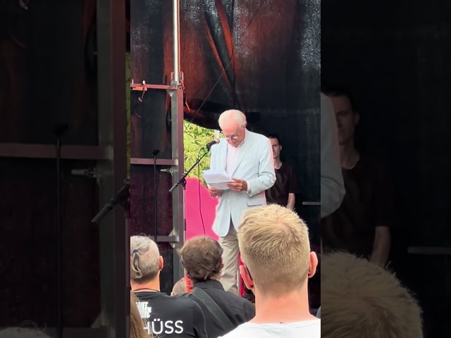 Die legendäre Rede des Simson-Erbe Dennis Baum am 4. Juli 2026 auf dem Messegelände Erfurt.