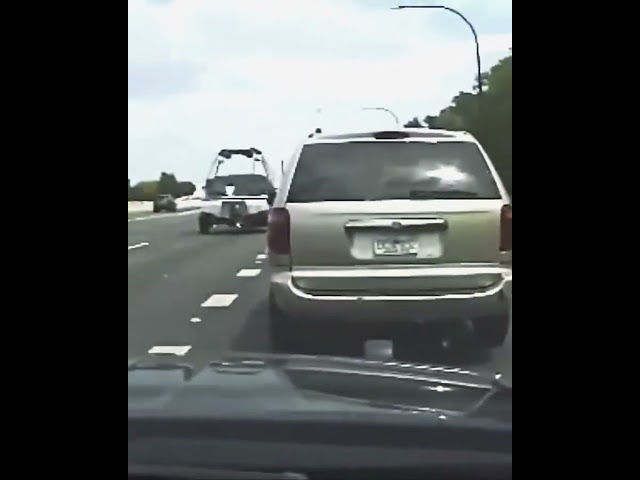 K9 Takes Down Fleeing Suspect After Crash! #policechase