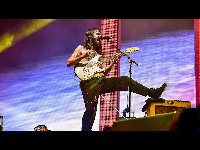 Biffy Clyro - Many Of Horror | Reading Festival 2016