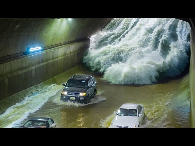 60 Monster Waves Caught on Camera