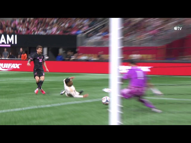 Messi Takes It ALL THE WAY From Midfield To Score A Sensational Goal!