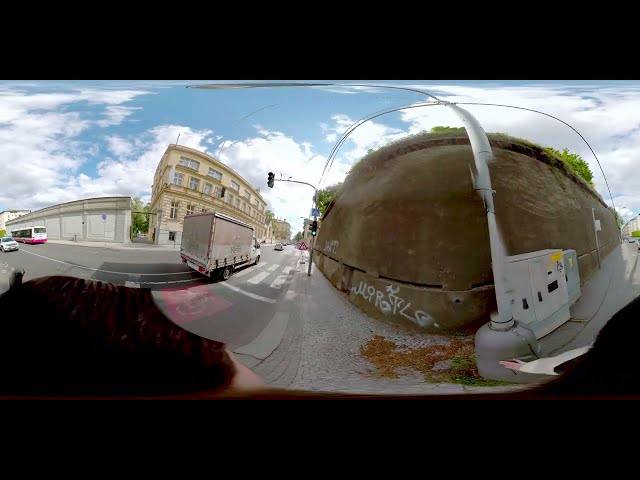 Capture Hidden Areas with Mosaic Xplor [Mobile Mapping Backpack with 360° Camera and LiDAR]