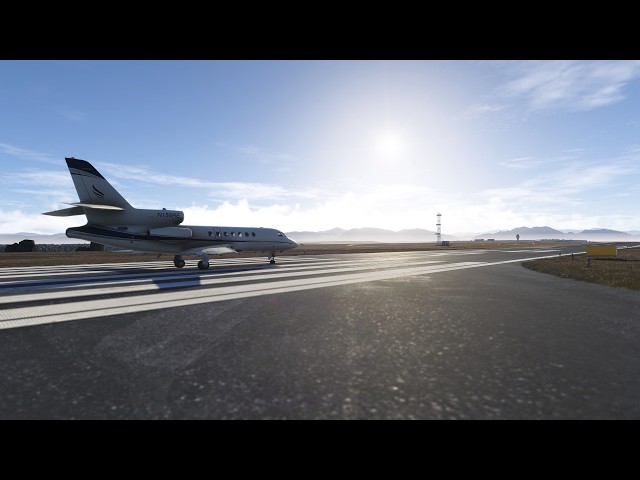 Contrail Falcon 50 landing at KAST runway 26