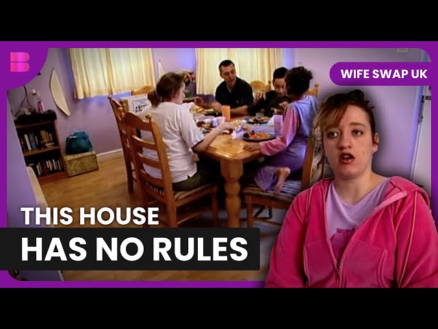 WILDEST House on Wife Swap Ever? | Wife Swap UK | Reality TV
