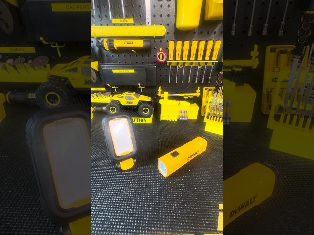 DeWalt Task Light Review. DCL182 & DCL183. #dewalttools #dewalt #dewaltracing