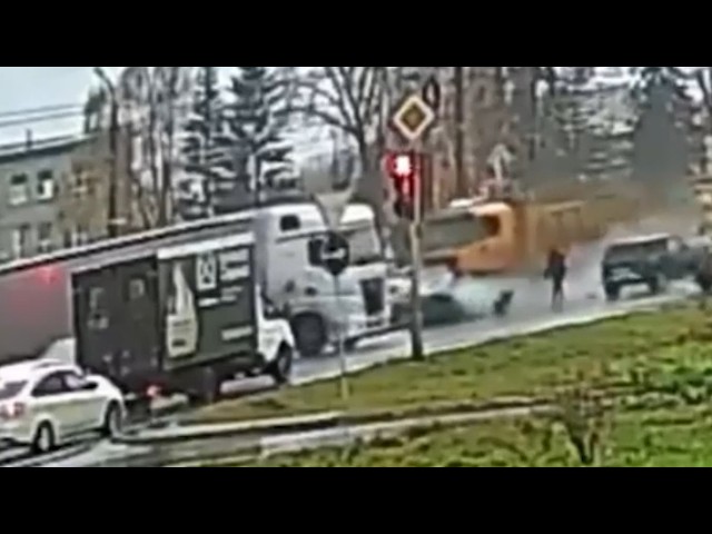 Unlicensed Uzbek man who crushed 11 cars and killed 3 people with a dump truck sentenced to 9 years