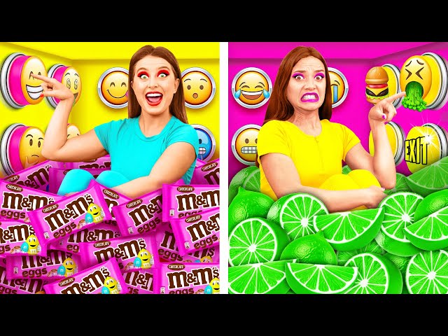 1000 Mystery Buttons Challenge Only 1 Lets You Escape | Special Mystery Box by BaRaDa Challenge