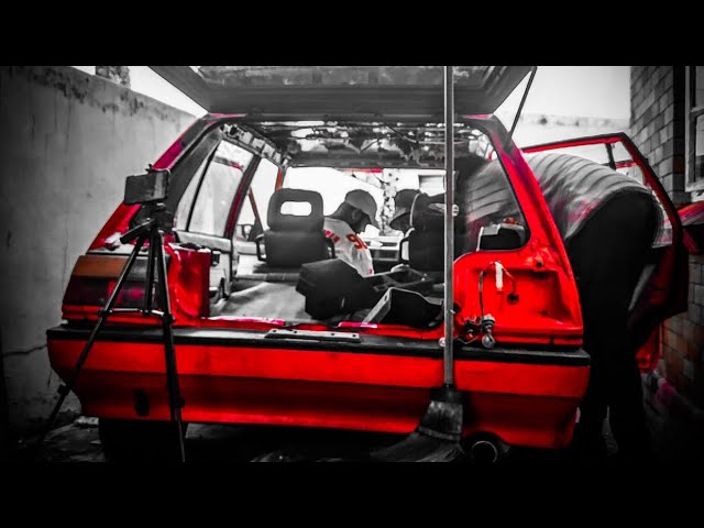 More panels fitted on the Project Backyard build!! More Twincams??