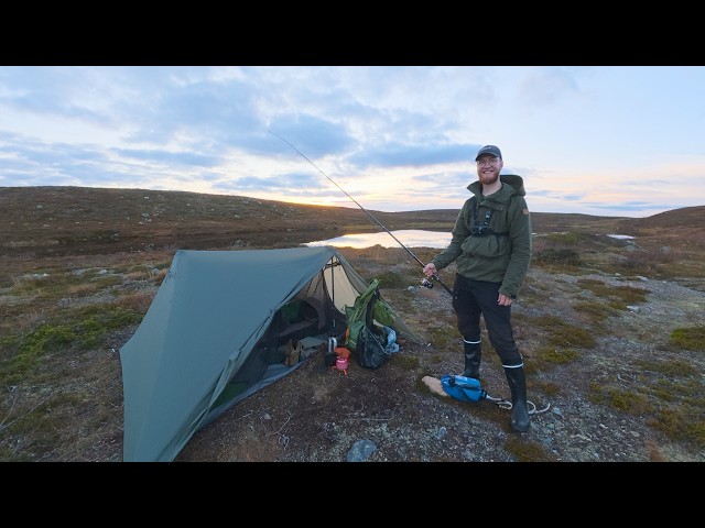 3 Days ALONE in the Wilderness of Lapland - Fishing, Hiking & Encountering Reindeer