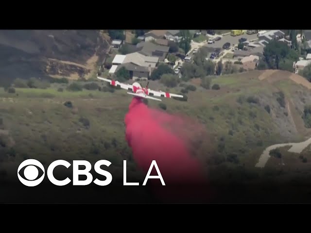 Sandy Fire burns more than 800 acres in Simi Valley, forcing evacuations