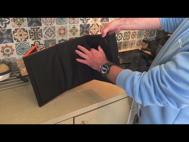 Re-load foldable solar panel unboxing