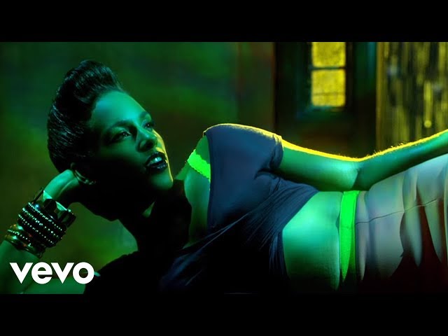 Alicia Keys - Girl On Fire (Inferno Remix - Official Video) ft. Nicki Minaj