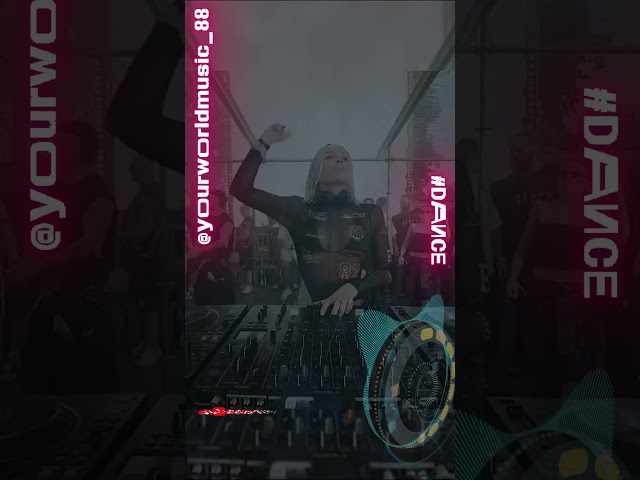 No one was ready for THIS NOVAH set    Rheingrün Festival #rave #nova #dj