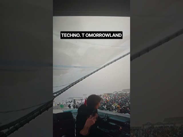 Tomorrowland Winter vibes are unmatched ❄️🙌 #tomorrowland #techno #winter