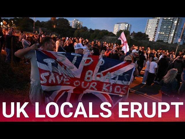 Furious UK protesters clash with police as over 100 illegal migrants arrive by boat