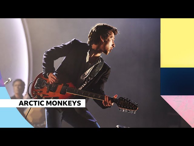 Arctic Monkeys - R U Mine? | Reading Festival 2022
