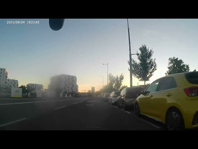 Boring bicycle commute - 20250904 #2