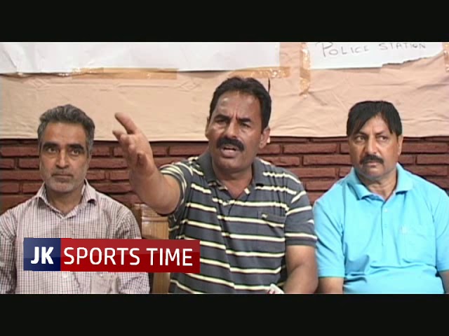 Former Anantanag cricketers press conference in response to Parveez Rasool