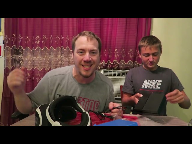 DaddyoFive   2016 10 29   Playstation VR unboxing Review 2x RIFE RIFE3 1 59 94006fps