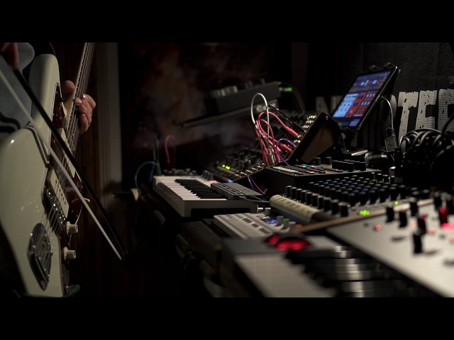 nthirteen: 'Left' ambient electro live set exploration