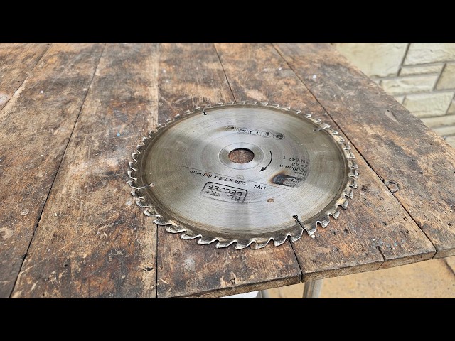A brilliant idea from a 50-year-old craftsman using an old saw blade.