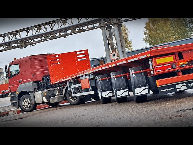 PLATFORM by Tverstroymash. A semi-trailer like no other!