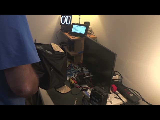 Shad SC25 tunnel bag unboxing and inside view