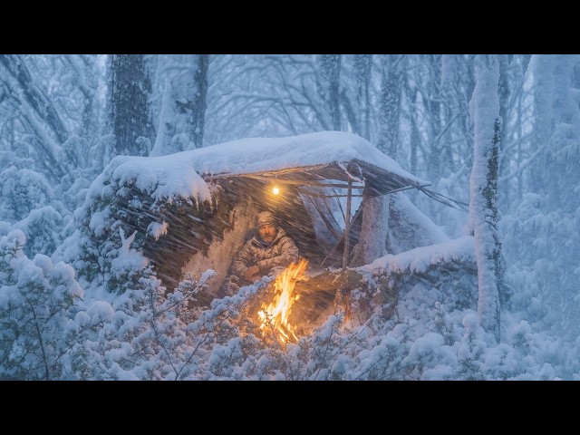 Surviving the SNOWSTORM in an Abandoned Field Tent ​​| Extreme Winter Survival