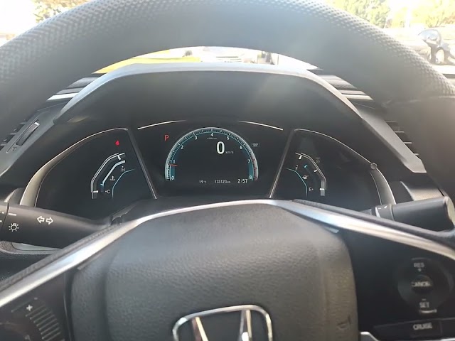 2HGFC2F76GH028829 2016 HONDA Civic